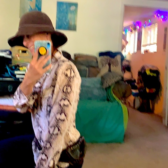 Wool Hat - Picture 2 of 3